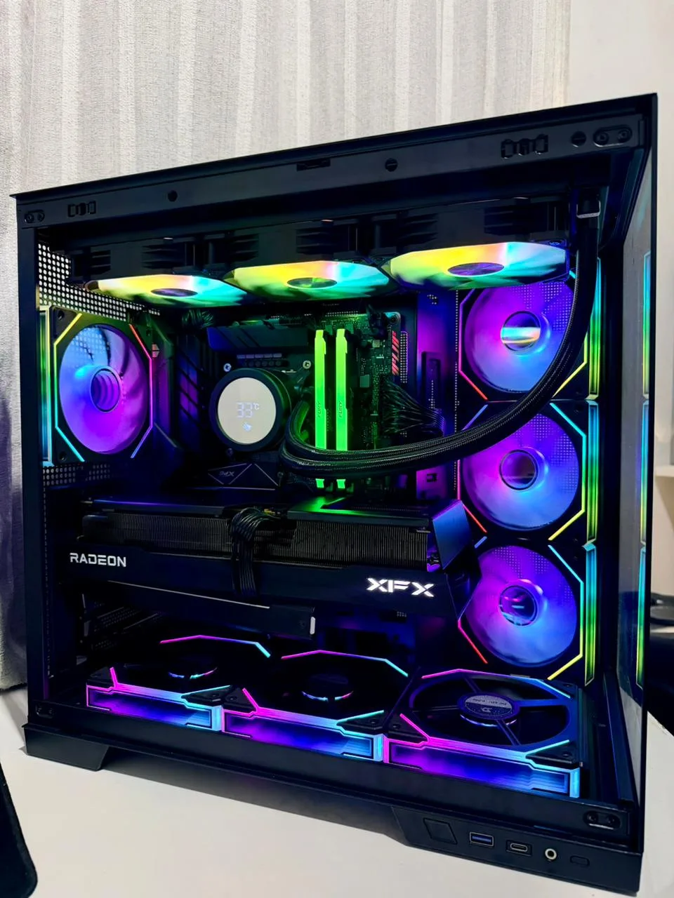 PC Gamer Intel core i5 14600kf + XFX RX 9070 XT Swift 16GB + 32GB