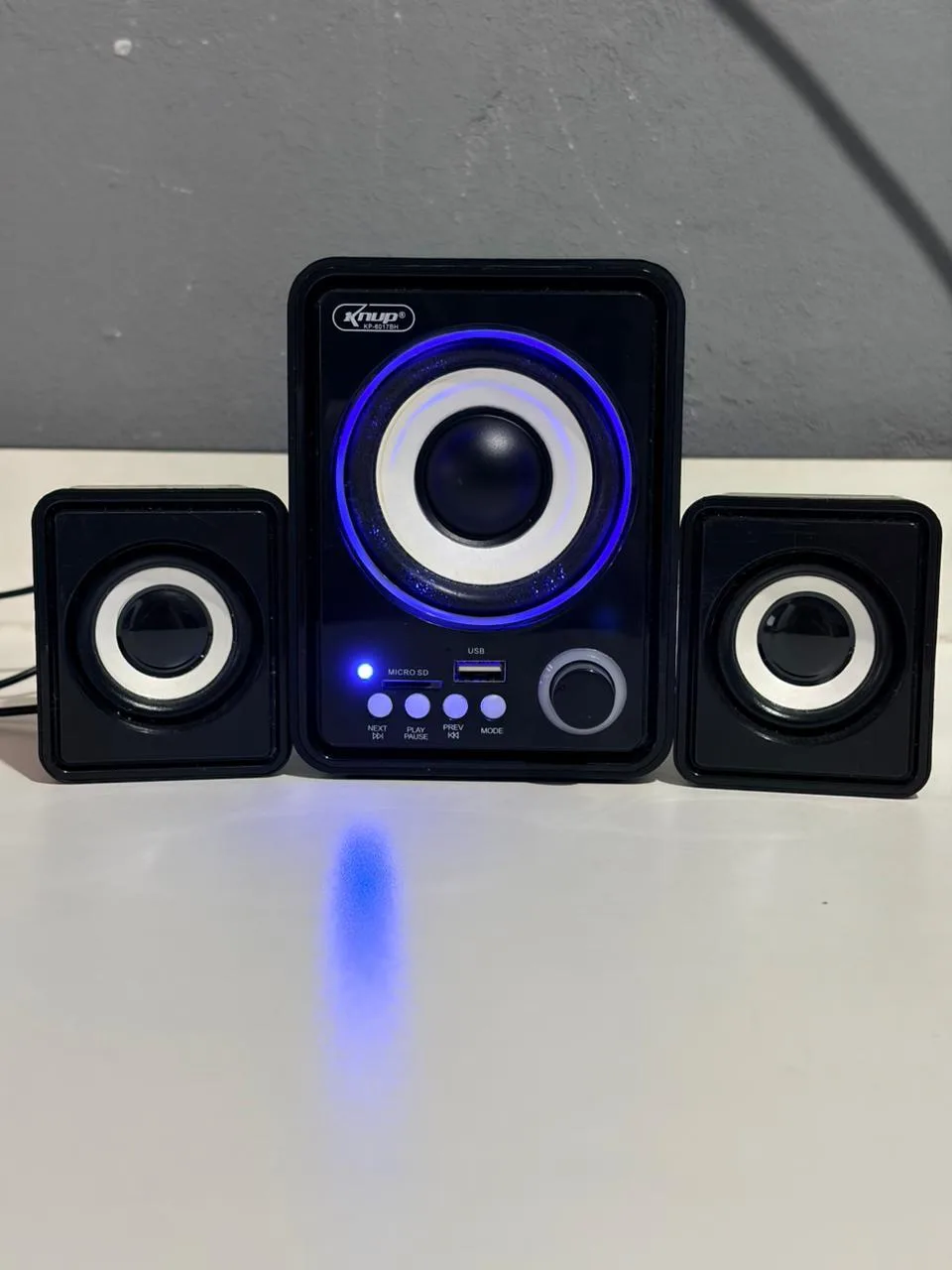 Caixa de Som Knup KP-6017BH