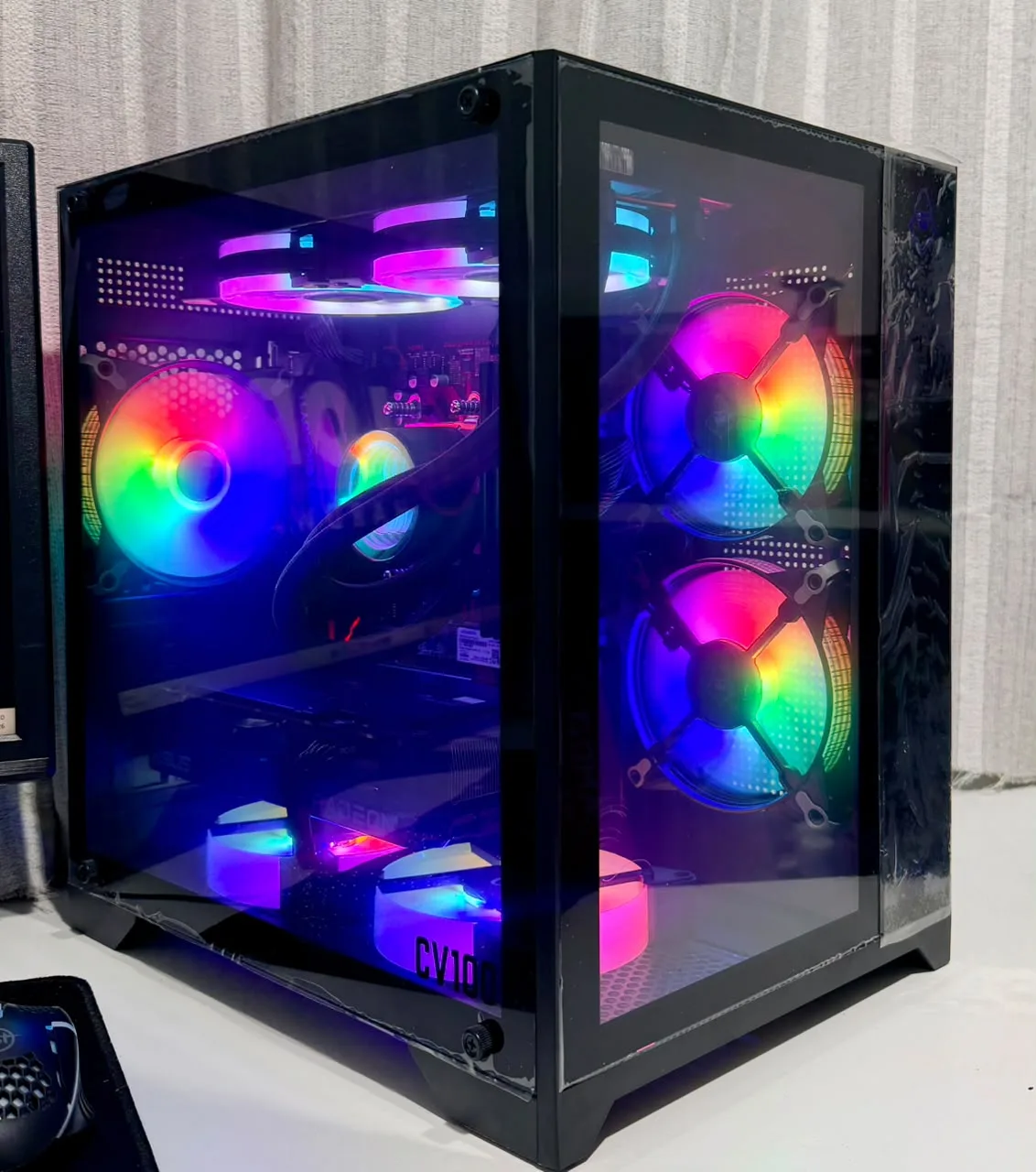 PC Gamer Ryzen 7 5700X + ASUS RX 7600 8GB Dual + 32GB